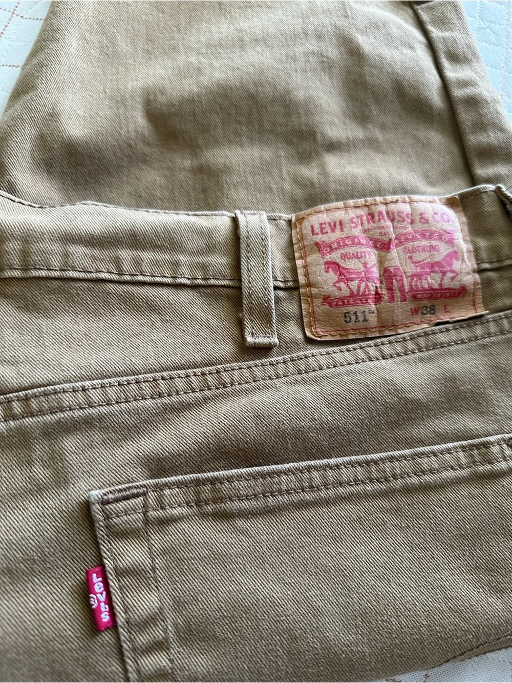 Men's Levi’s Casual Frayed Hem Shorts - Brown